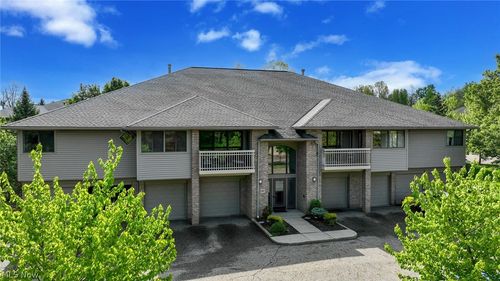 107d-3800 Rosemont Blvd, Fairlawn, OH, 44333-9261 | Card Image