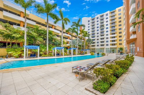 318-2775 Ne 187th St, Aventura, FL, 33180-2912 | Card Image