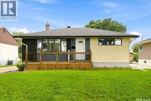 724 Horace St, Regina, SK, S4T5K6 | Card Image