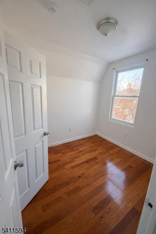 904 S 18th St, Newark, NJ, 07108-2190 | Card Image