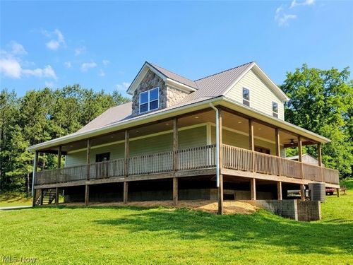 9076 Harris Hwy, Belleville, WV, 26133-8291 | Card Image