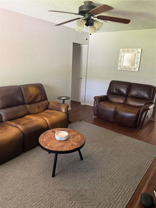 15528 Se 15th St, Choctaw, OK, 73020-7004 | Card Image