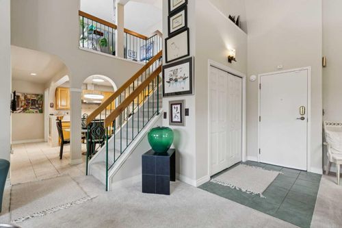 302-2425 90 Ave Sw, Calgary, AB, T2V4X8 | Card Image