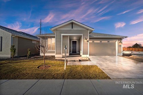11883 S Glory Ln, Kuna, ID, 83634-2617 | Card Image