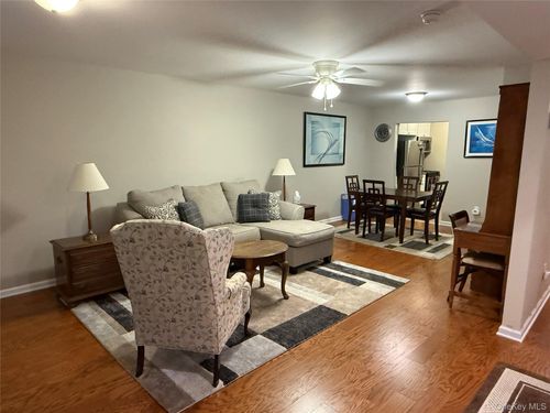 10h-1008 Mcintosh Pl, Newburgh, NY, 12550-8622 | Card Image