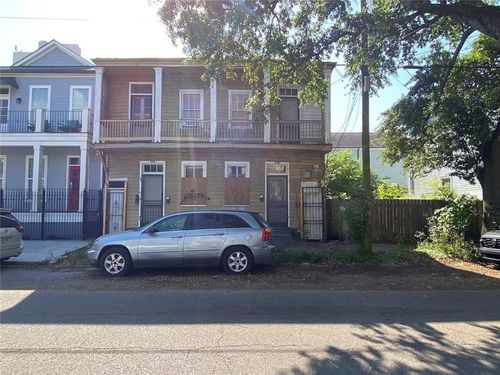1226 28 Carondelet Street, New Orleans, LA, 70130 | Card Image