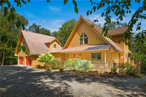 247 Fern Mountain Rd, Somerset, PA, 15501-8413 | Card Image