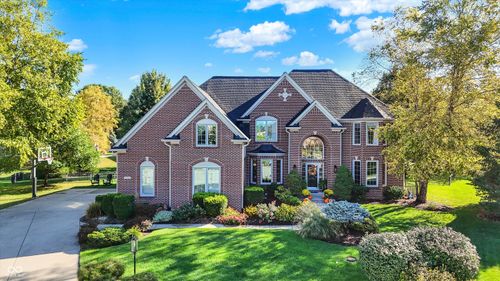 10544 Tavarez Ct, Fishers, IN, 46040-9027 | Card Image