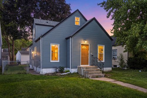 1828 Arlington Ave E, Saint Paul, MN, 55119-4217 | Card Image