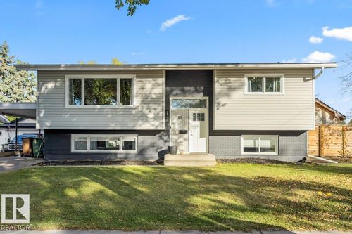 55 Gladstone Cres, St Albert, AB, T8N0W6 | Card Image