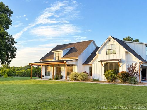 21750 County Road 3 Dr, Stonewall, OK, 74871-2014 | Card Image