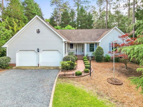 80 Lake Forest Dr Sw, Pinehurst, NC, 28374-9403 | Card Image