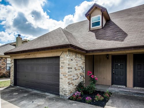 7716 Sable Ln, North Richland Hills, TX, 76182-4676 | Card Image