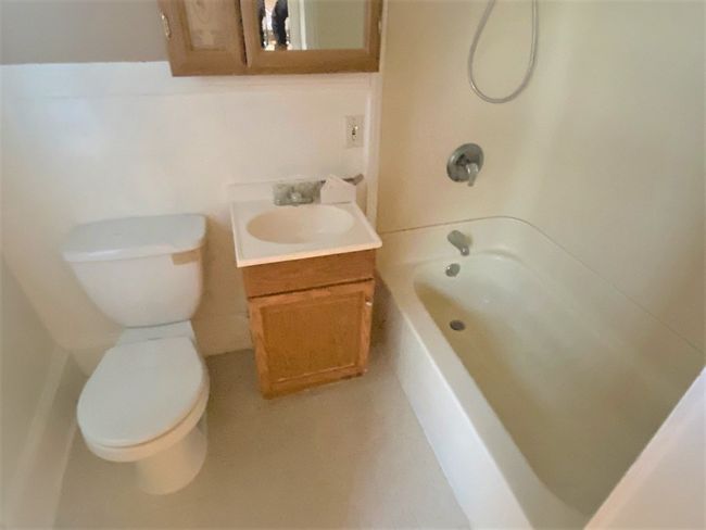 UNIT-2M - 728 State Rd, Condo with 2 bedrooms, 1 bathrooms and 2 parking in Westport MA | Image 9