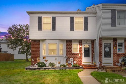 7 Gardenia Ct, Sayreville, NJ, 08872-2122 | Card Image
