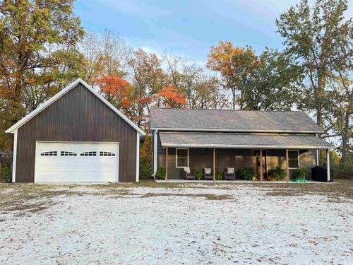 180 W Covered Bridge Rd, Attica, IN, 47918-8064 | Card Image