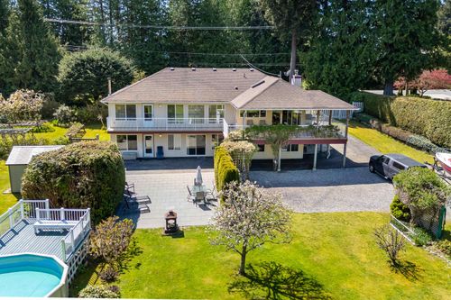 7904 Redrooffs Rd, Halfmoon Bay, BC, V7Z1A4 | Card Image