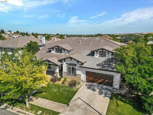547 Lakeview Dr, Brentwood, CA, 94513-5059 | Card Image