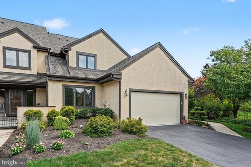944 Hedgerow Ct, BLUE BELL, PA, 19422-2408 | Card Image
