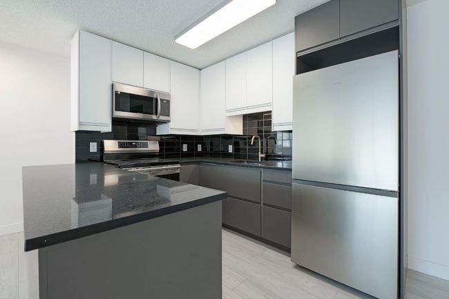 12 - 3012 Edenwold Heights Nw, Condo with 2 bedrooms, 2 bathrooms and 1 parking in Calgary AB | Image 7