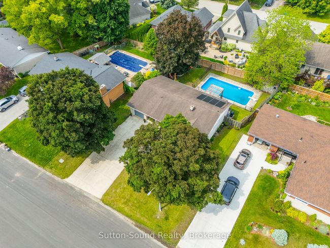 232 4th Ave, House other with 4 bedrooms, 3 bathrooms and 4 parking in Hanover ON | Image 45