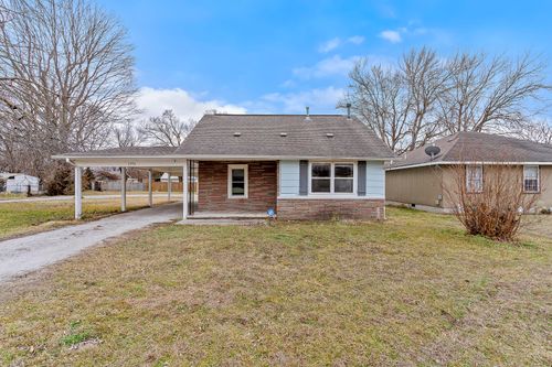 2930 W Lynn St, Springfield, MO, 65802-1182 | Card Image