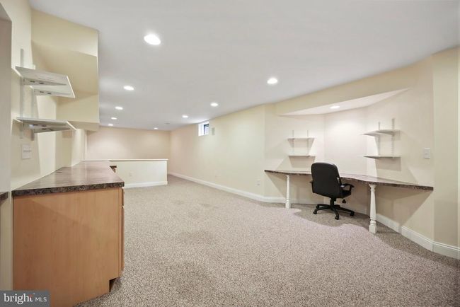 18 Navesink Dr, House other with 4 bedrooms, 3 bathrooms and null parking in Pennington NJ | Image 39