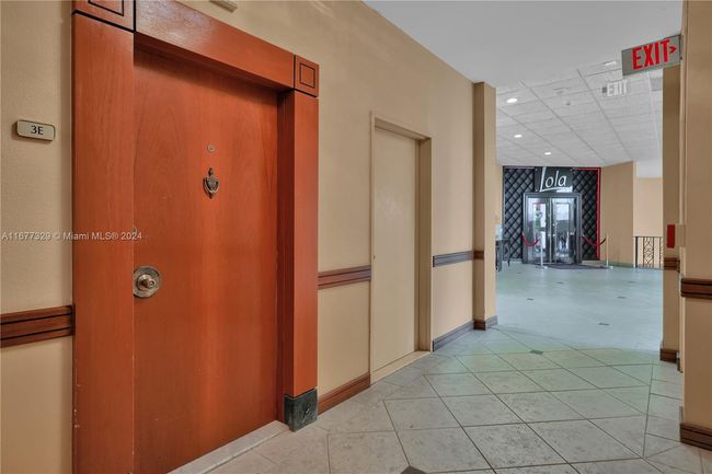 APT-3E - 5555 Collins Ave, Condo with 1 bedrooms, 2 bathrooms and null parking in Miami Beach FL | Image 23
