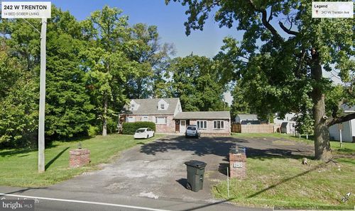 242 W Trenton Ave, Morrisville, PA, 19067-2116 | Card Image