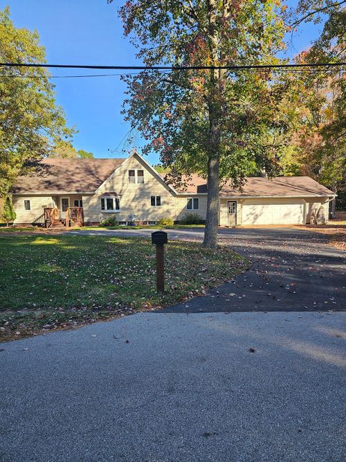 506 N Mill St, Suring, WI, 54174-9169 | Card Image