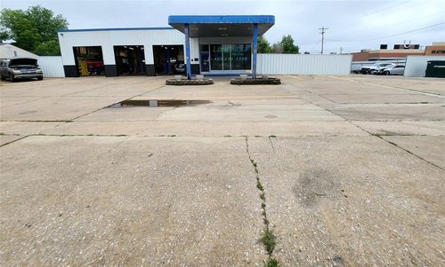 7415 Se 15th St, Midwest City, OK, 73110-5317 | Card Image