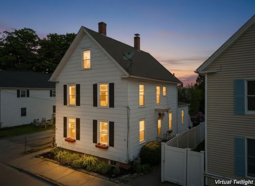 30 South S Pine St, Dover, NH, 03820-4202 | Card Image