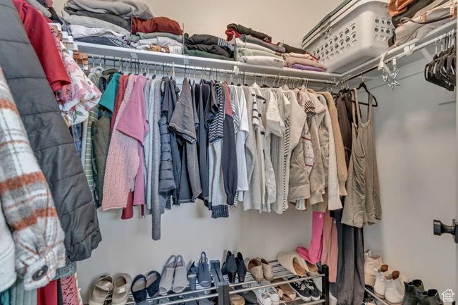 View of walk in closet | Image 11