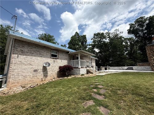 142 Fisher Ridge Rd, Kenna, WV, 25248-7136 | Card Image
