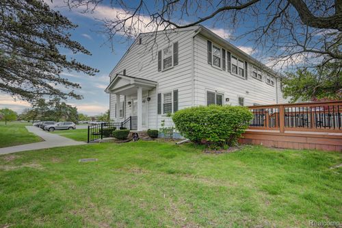 19824 Irongate Ct, Northville Township, MI, 48167-2504 | Card Image