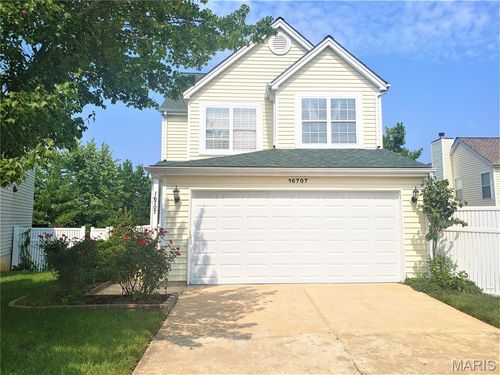 16707 Hickory Meadows Ct, Wildwood, MO, 63011-5516 | Card Image