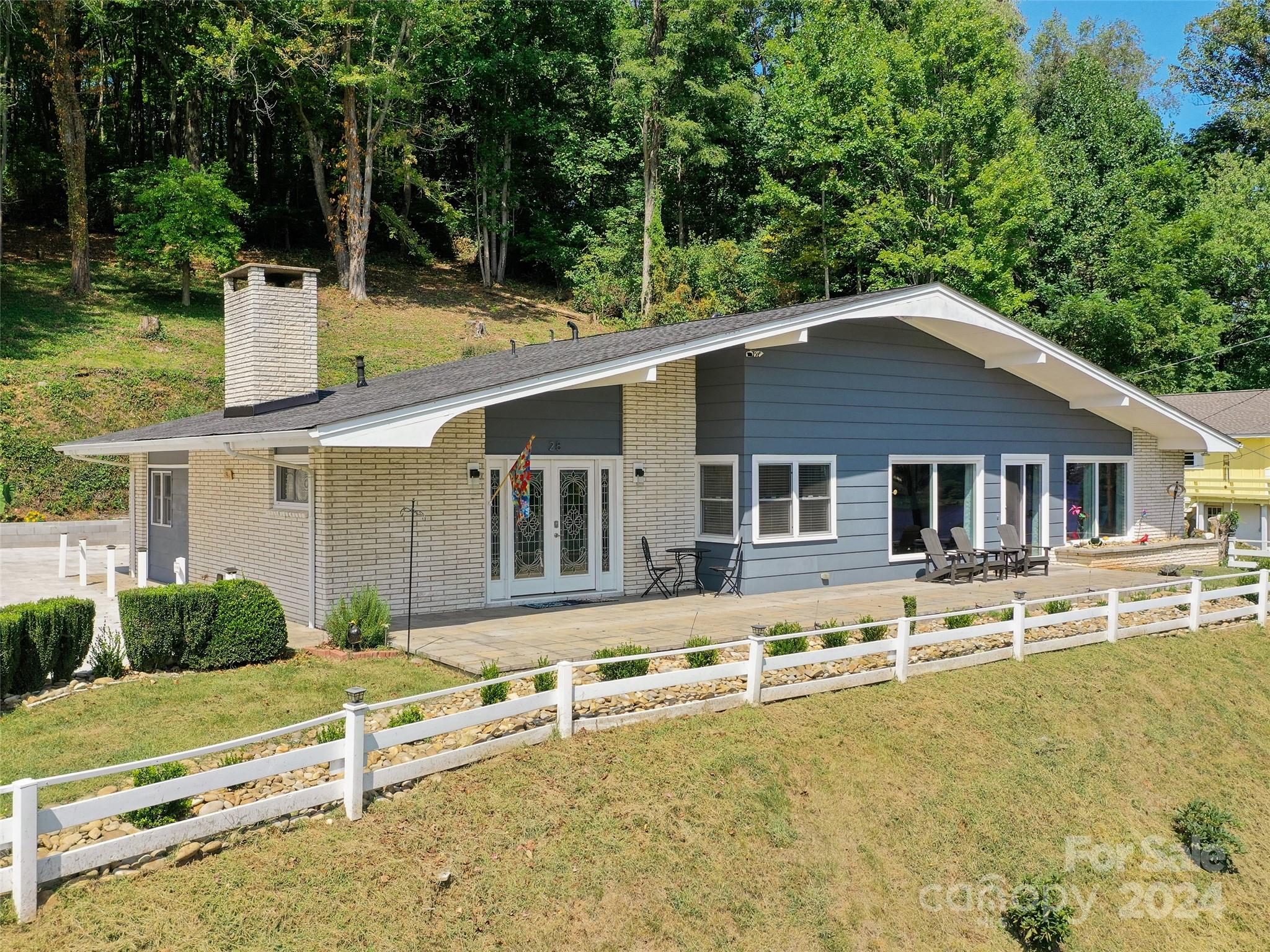Links Ln, Waynesville, NC 28786