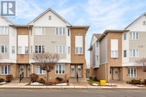 206-511 Highway 8, Stoney Creek, ON, L8G1G4 | Card Image