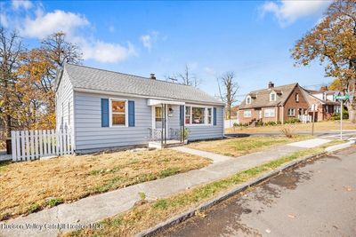 Exterior from front of home | Image 1