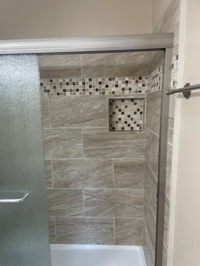 Renovated primary shower | Image 12