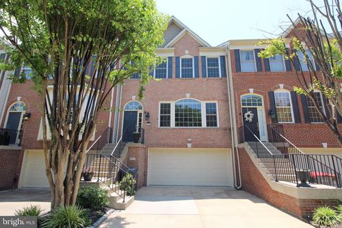 3800 Elmwood Towne Way, ALEXANDRIA, VA, 22303-1161 | Card Image