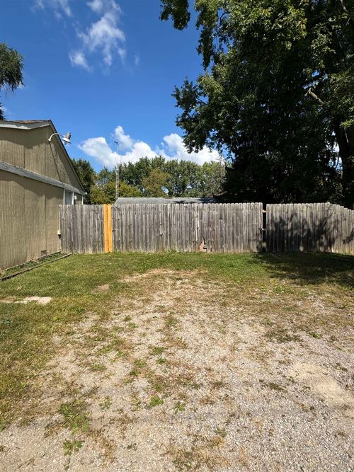 3077 Kettering Hts, Grand Blanc, MI, 48507-4520 | Card Image