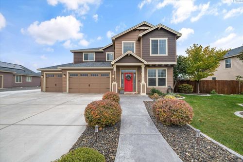 5616 Sacramento Dr, Pasco, WA, 99301-3196 | Card Image