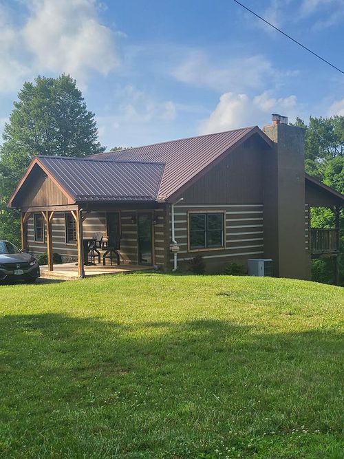 21220 Lakeshore Dr, Abingdon, VA, 24211 | Card Image