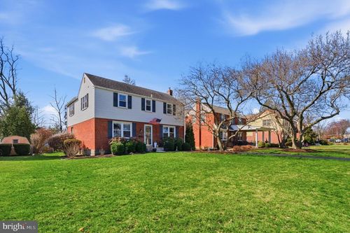 402 Twin Oaks Dr, HAVERTOWN, PA, 19083-4737 | Card Image