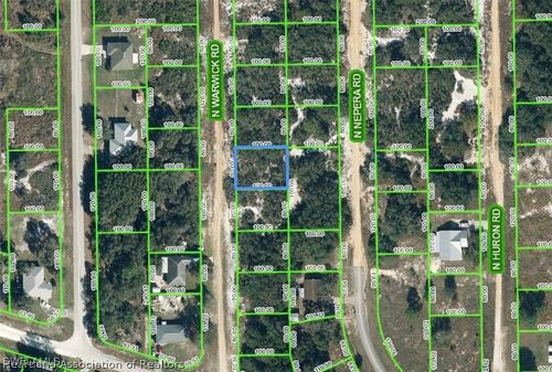 2940 Warwick Rd, AVON PARK, FL, 33825-6104 | Card Image