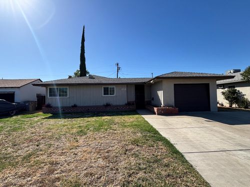 4125 Kenmore Dr S, Fresno, CA, 93703-3219 | Card Image