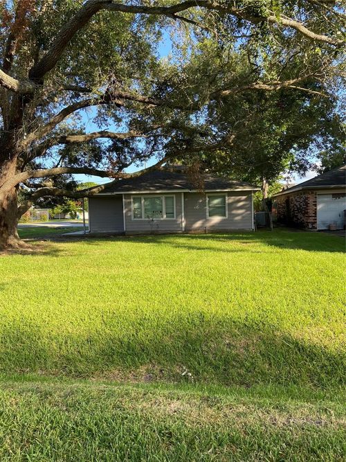 715 Washington St, South Houston, TX, 77587-4546 | Card Image