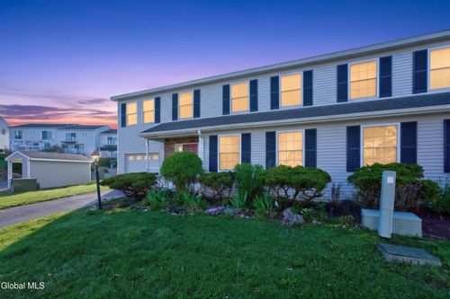 22 Van Winkle Rd, Hudson, NY, 12534-2912 | Card Image