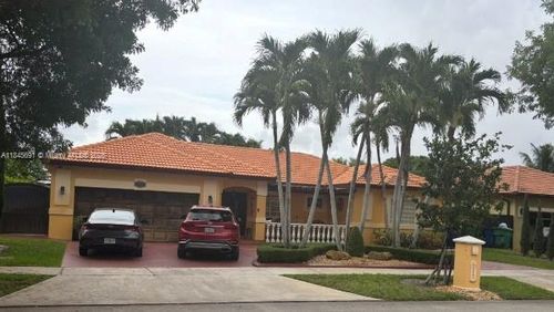 16569 Nw 91st Ct, Miami Lakes, FL, 33018-6182 | Card Image